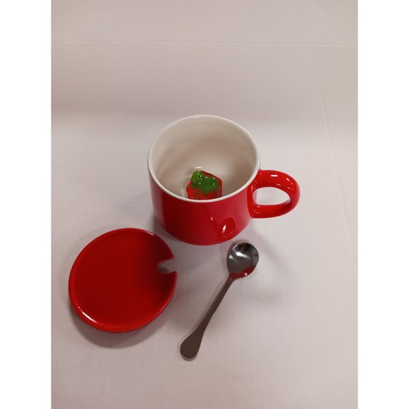 Red Ceramic Mug Christmas Coffee Tea Cup With Lid 3D Present Inside Cup NEW - Picture 2 of 3